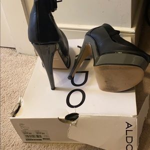 Aldo Dineen strap heels